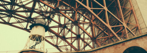 المحتاجين إليها أولي من القائمين عليها